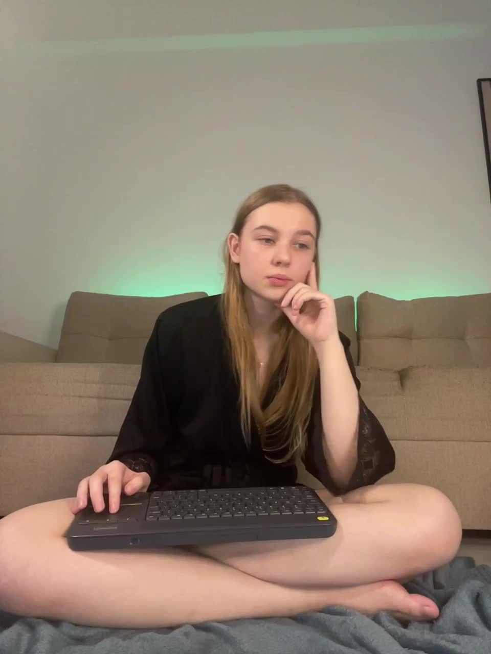 View or download file jucielussie on 2024-12-04 from bongacams