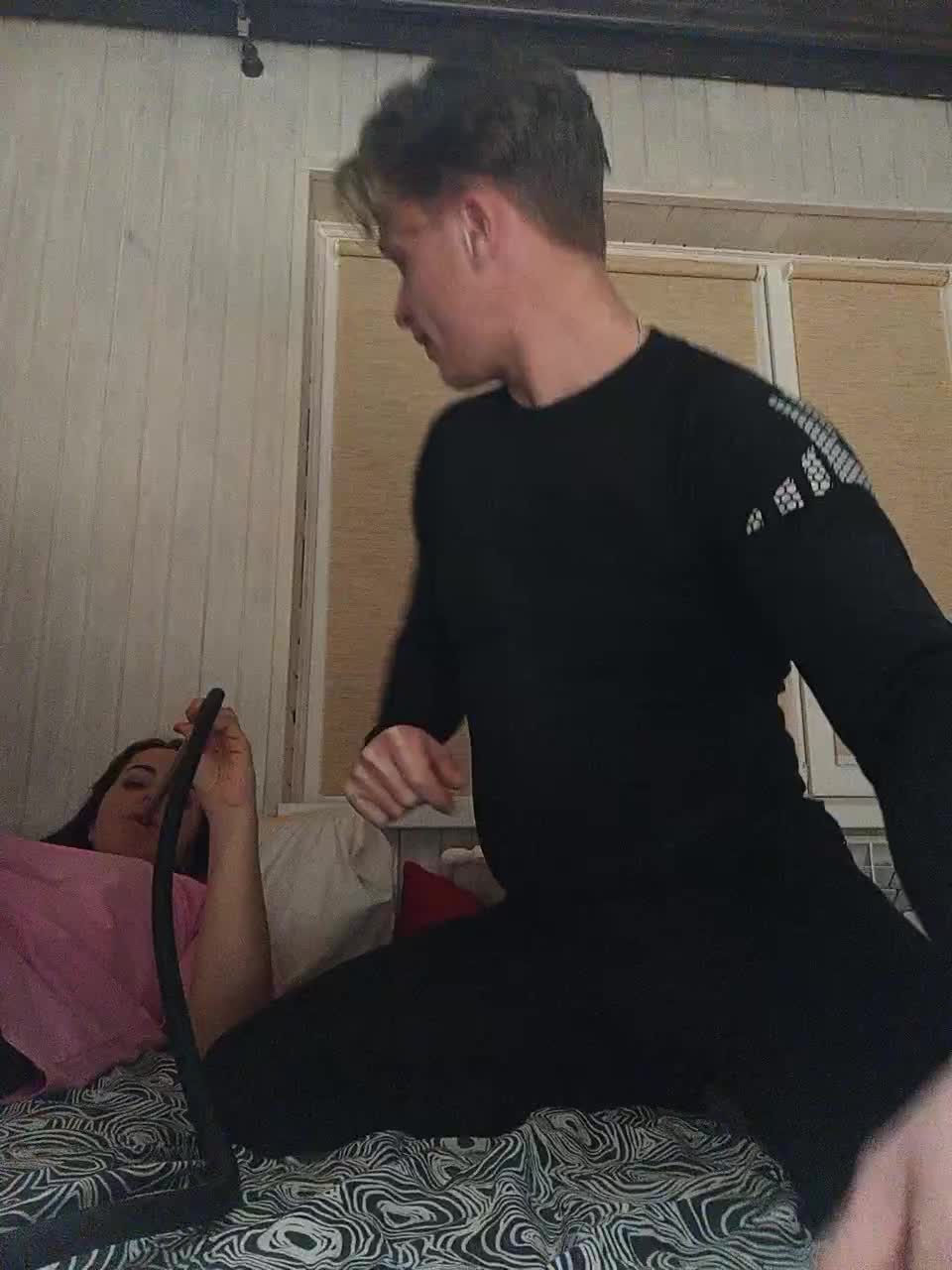 View or download file kissnplay on 2024-12-04 from bongacams