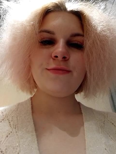 View or download file marie_outdoor on 2024-12-05 from bongacams