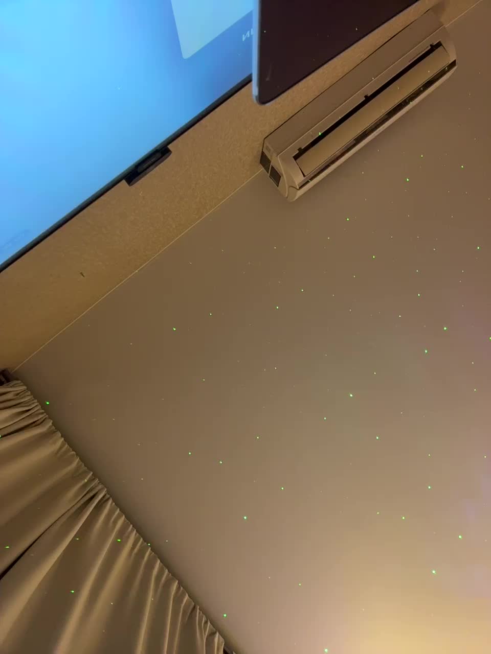 View or download file redfoxygirl on 2024-12-05 from bongacams