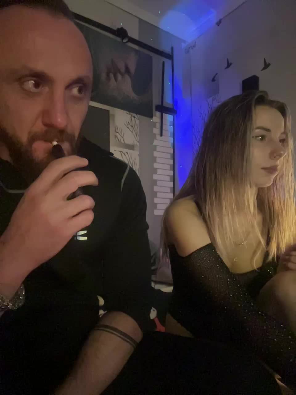 View or download file vik1one1 on 2024-12-06 from bongacams