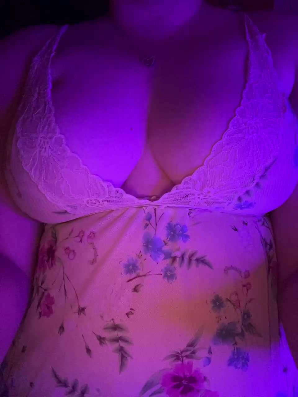 View or download file wildfantasycouple69 on 2024-12-06 from bongacams